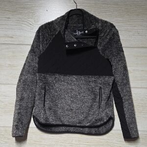 Black and Gray Fuzzy Pullover